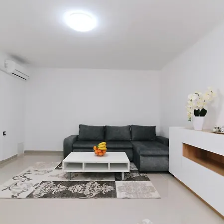 Tyson Studio Kraljevica